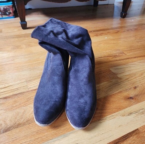 Hey Girl by corkys wicked slip on vegan suede boots size 9 chocolate brown - Picture 4 of 7